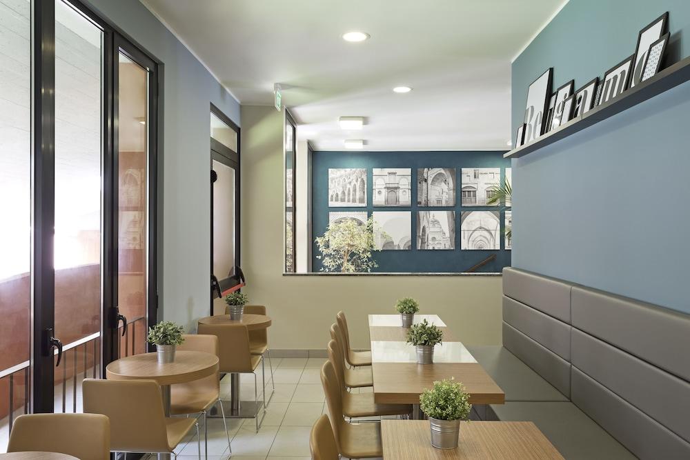 B&B Hotel Bergamo City Exterior photo