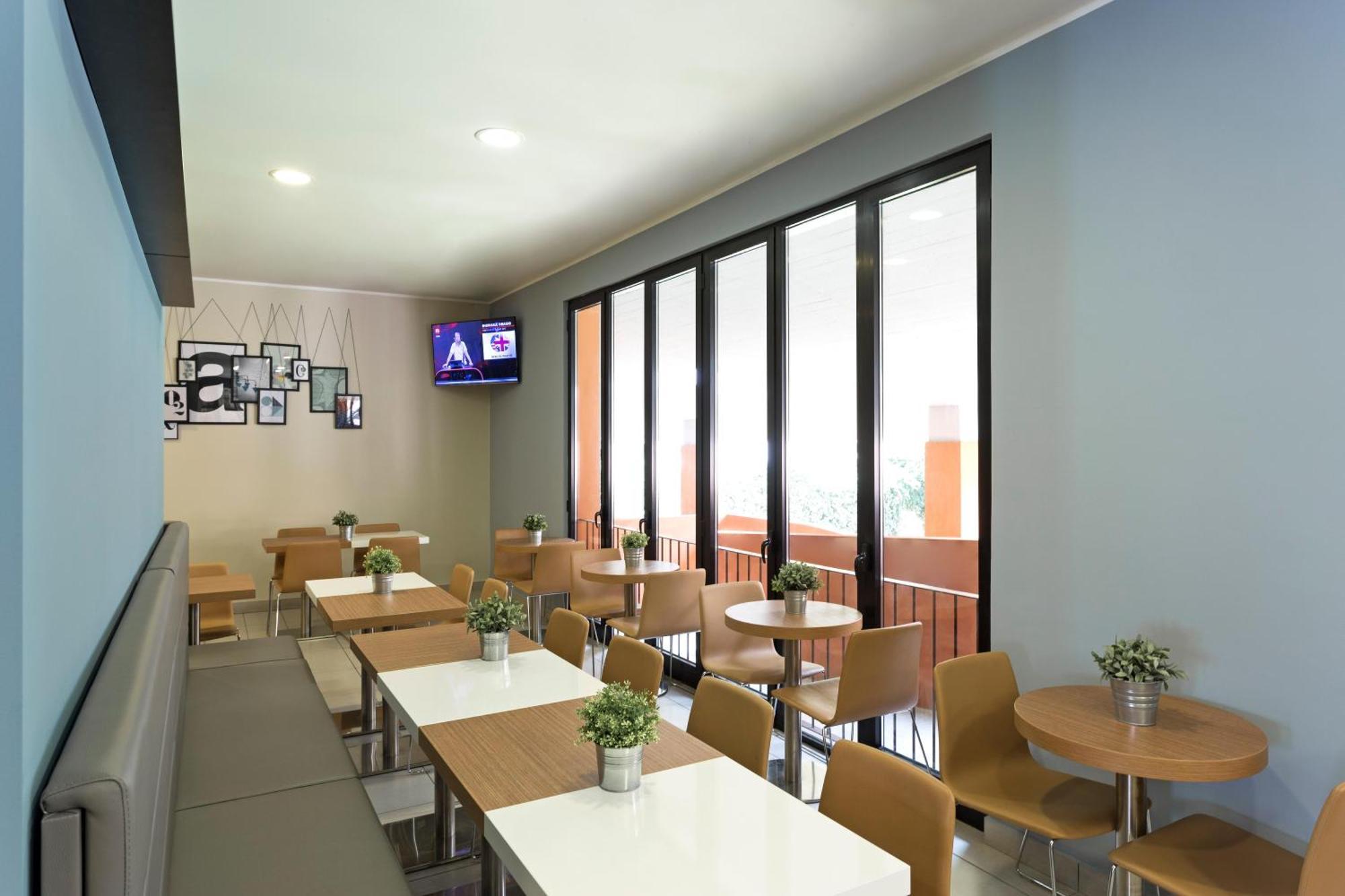 B&B Hotel Bergamo City Exterior photo