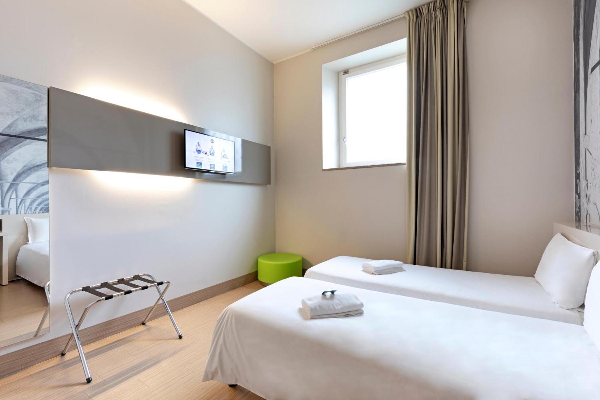 B&B Hotel Bergamo City Exterior photo