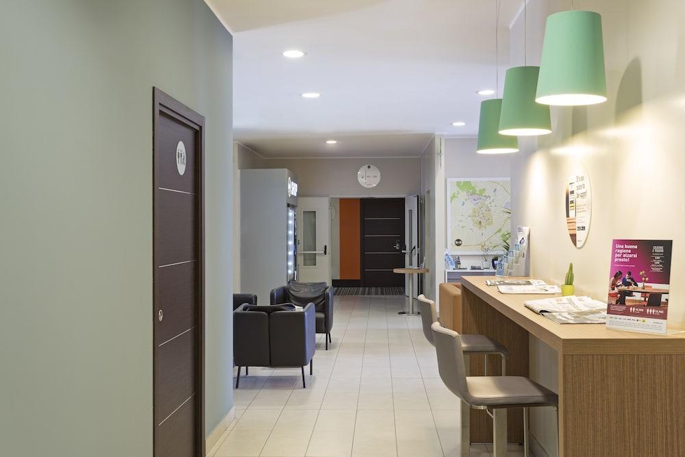 B&B Hotel Bergamo City Exterior photo